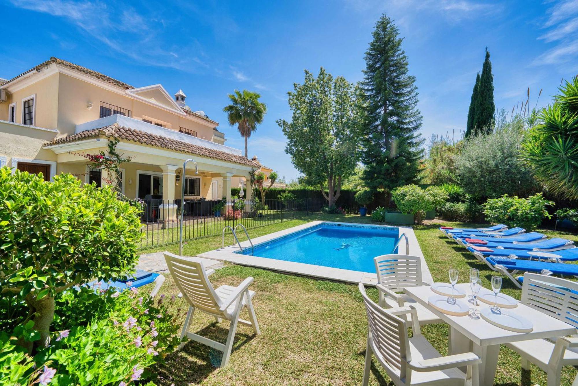 1106 Marbella Large Family Villa Estepona Bagian luar foto