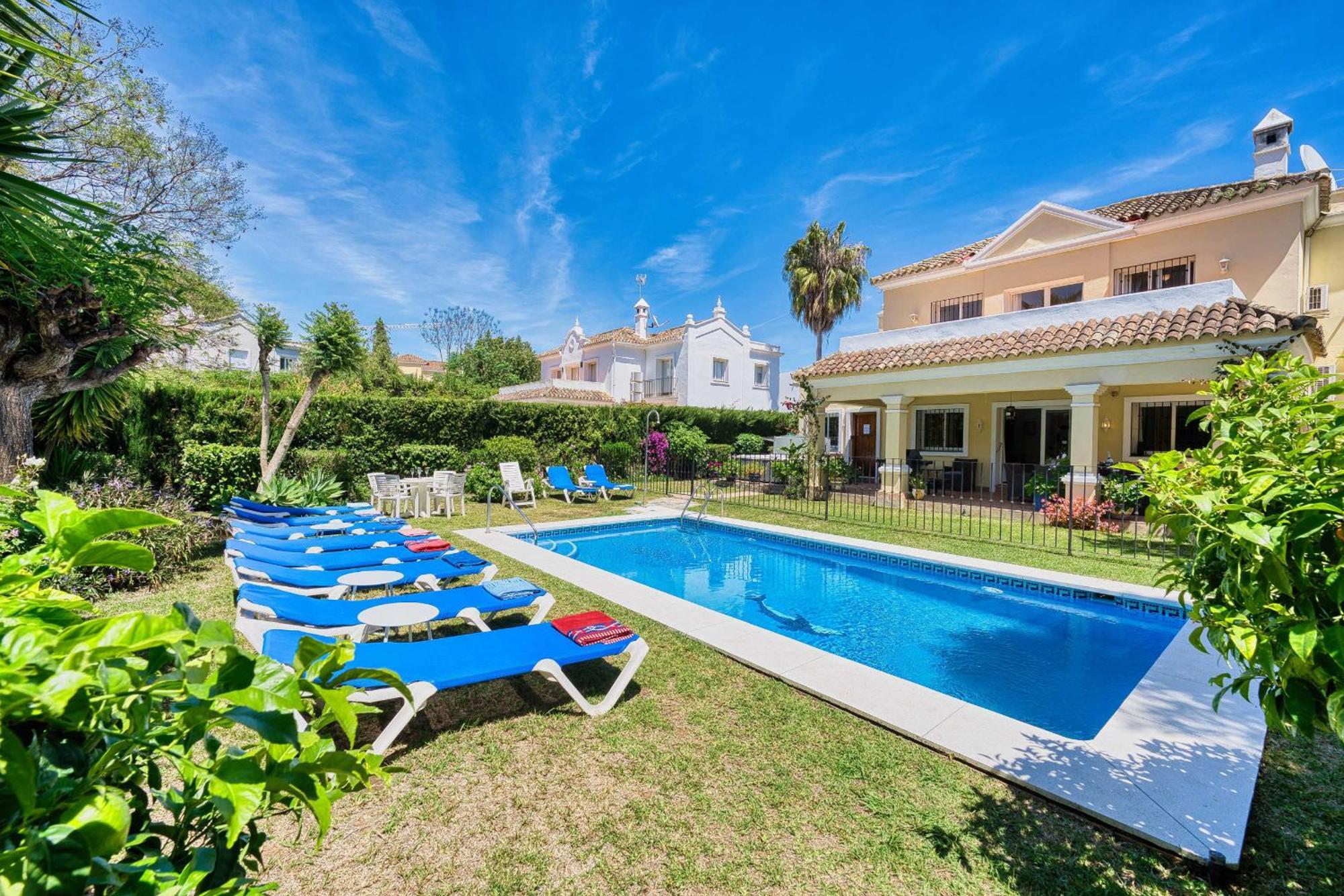 1106 Marbella Large Family Villa Estepona Bagian luar foto