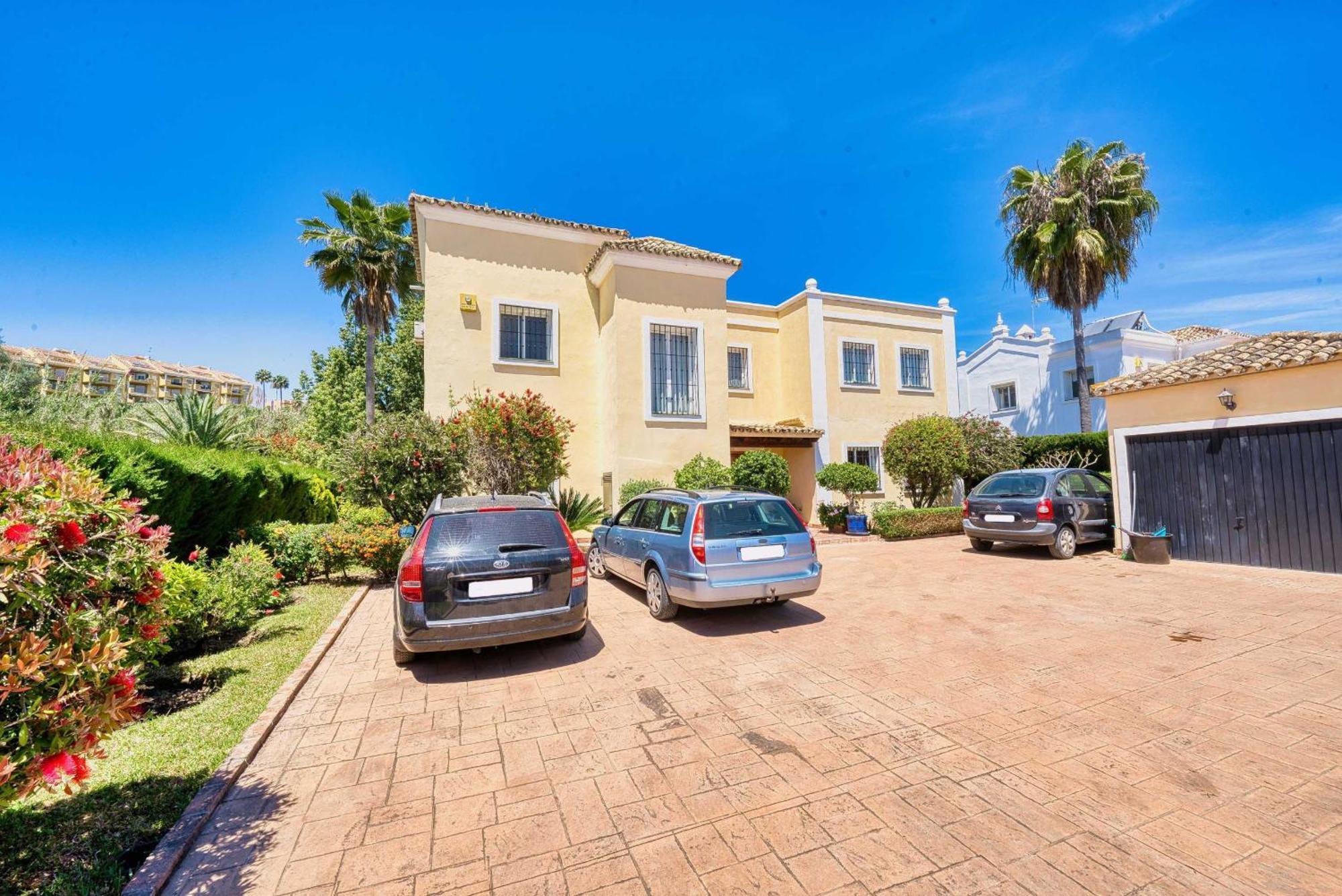 1106 Marbella Large Family Villa Estepona Bagian luar foto